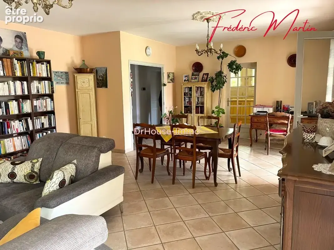 Maison 5 pièces 190 m² à vendre à Uzes (30700) - photo 4