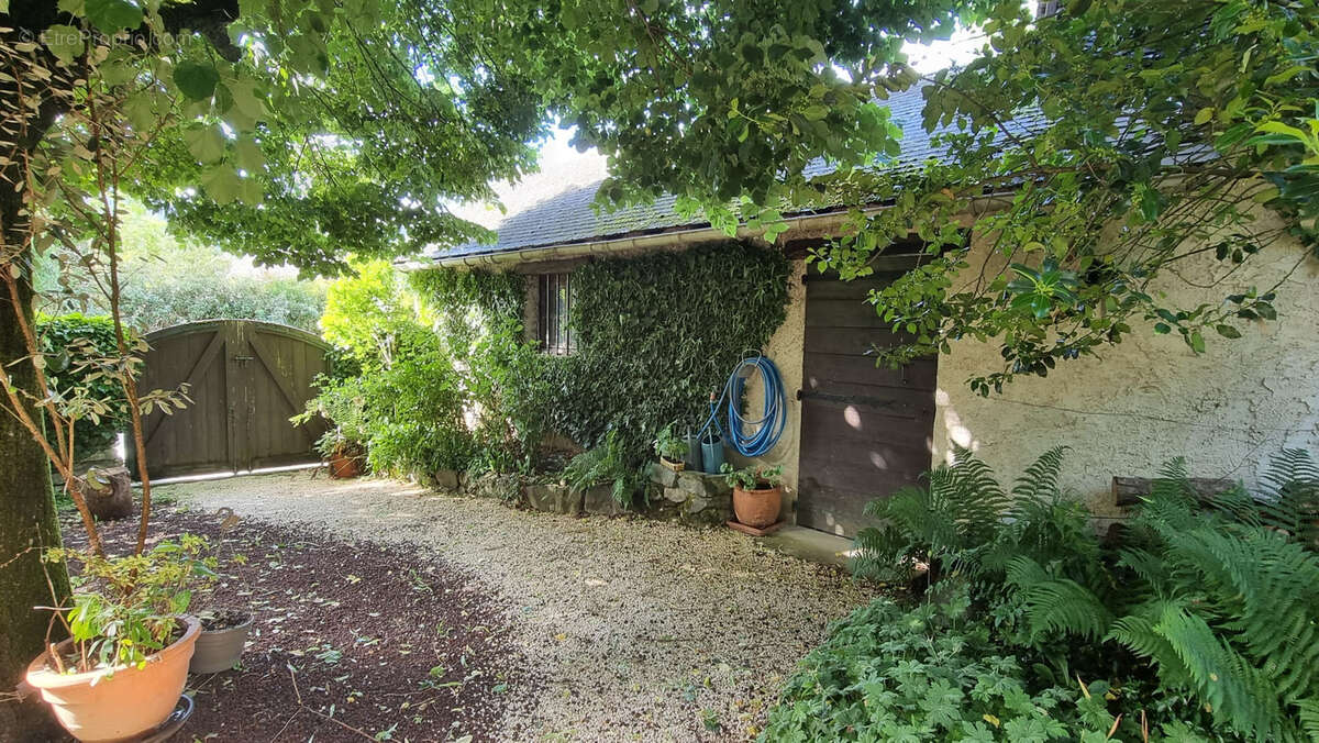 Maison à COISE-SAINT-JEAN-PIED-GAUTHIER
