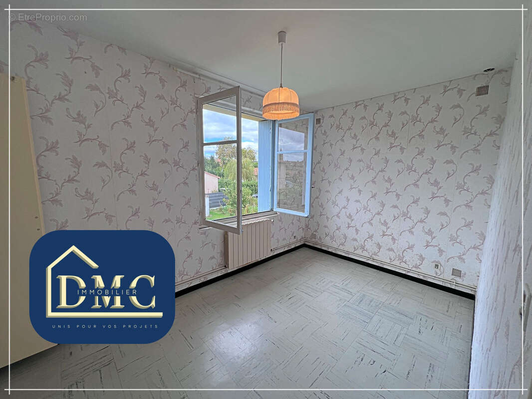 Maison à SAINT-SULPICE-SUR-LEZE