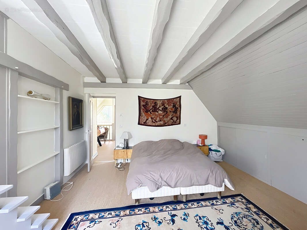 Maison à NOISY-SUR-ECOLE