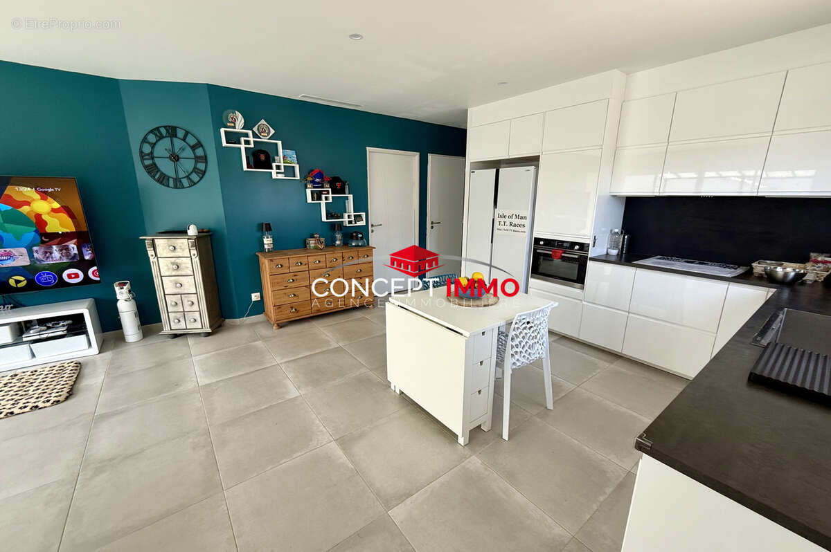 Pierrefeu Maison neuve de plain pied proche commodités. - photo 2