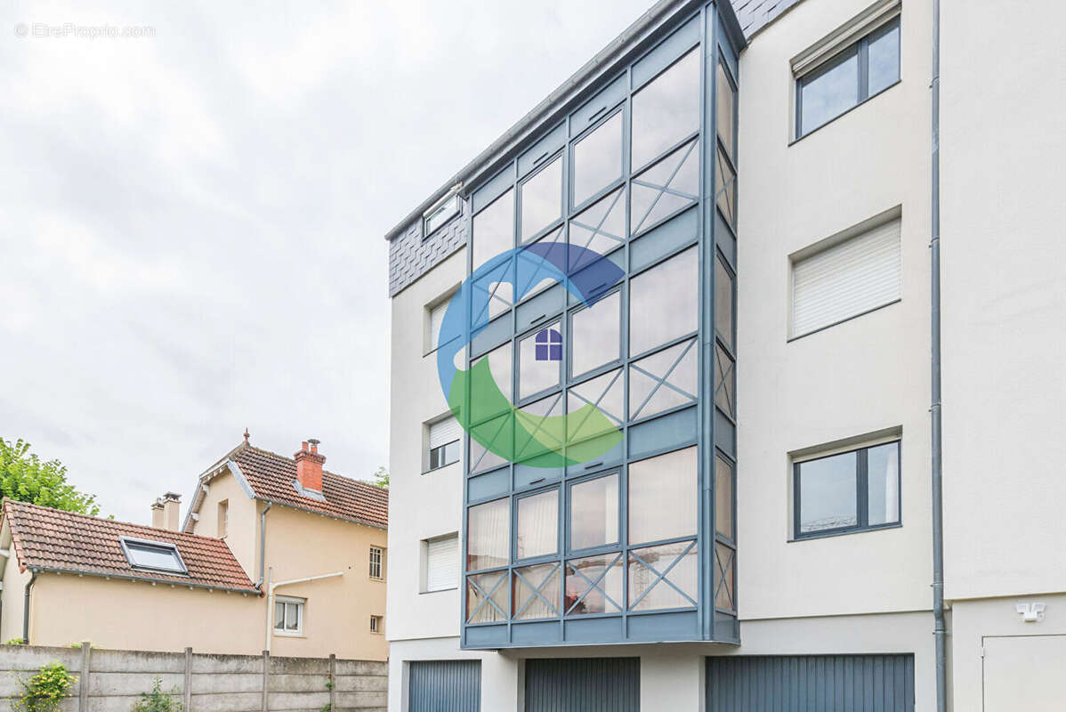 Appartement à EPINAY-SUR-ORGE