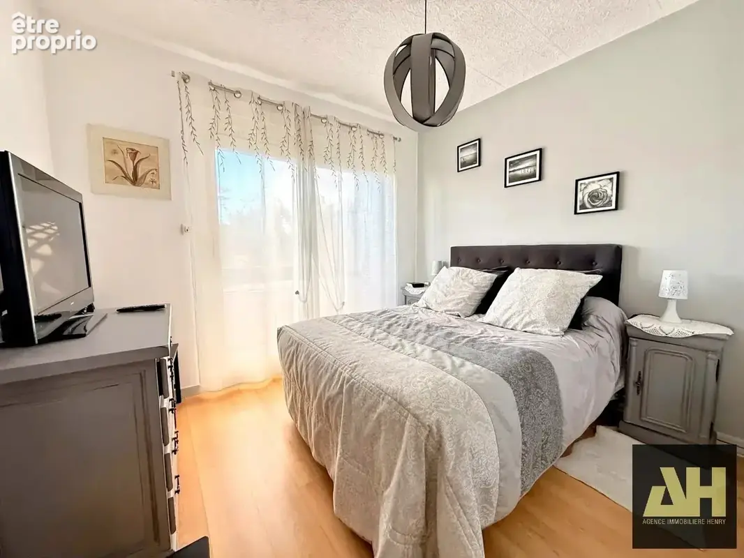 Brest -bellevue- 104 m2- parfait etat-ascenseur - garage - photo 6