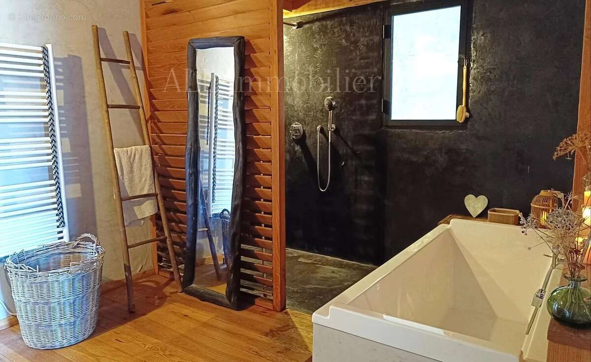 Maison à LA MOLE