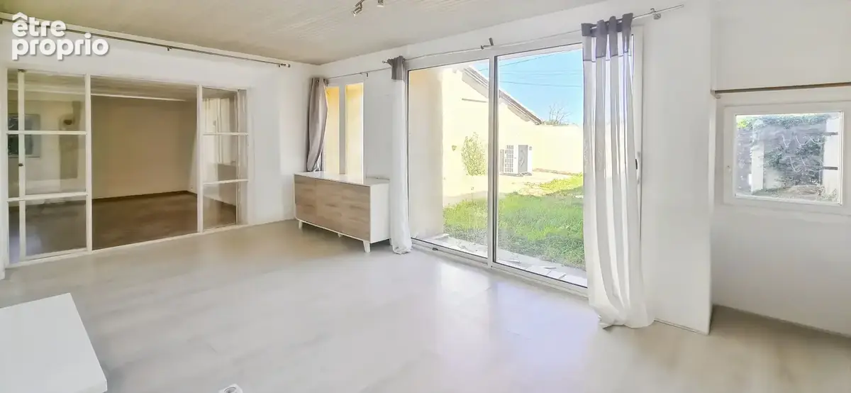 AMBES - 33810 - Maison familiale 180m² sur 700m² de parcelle - garage, piscine, calme ! - photo 8