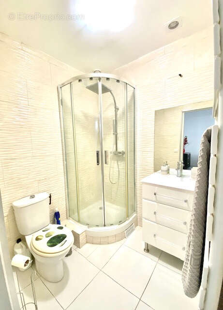 Appartement à MARSEILLE-5E