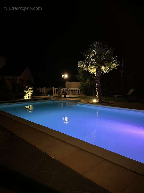 Maison à MONTALIEU-VERCIEU