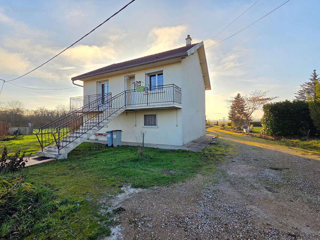 Maison à PETIT-NOIR