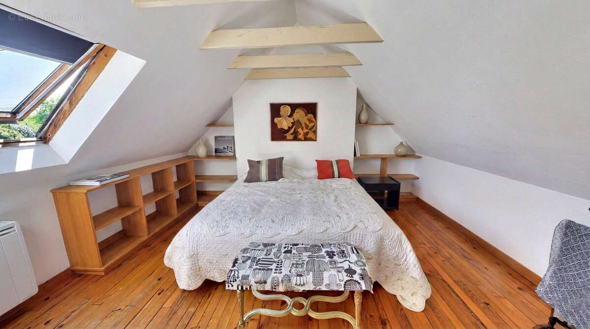Fouesnant, jolie maison rénovée, 3 chambres, sur un terrain paysagé de 1500 m², à 1.4 km de la plage ! - photo 9