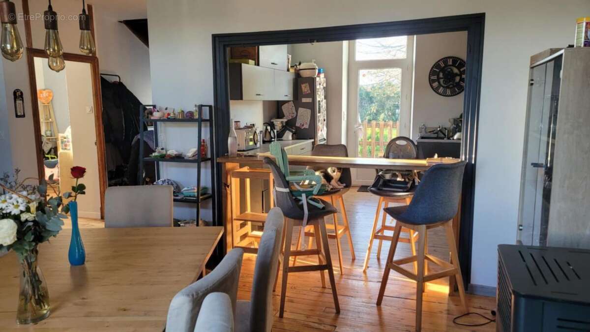 Maison à BIARS-SUR-CERE