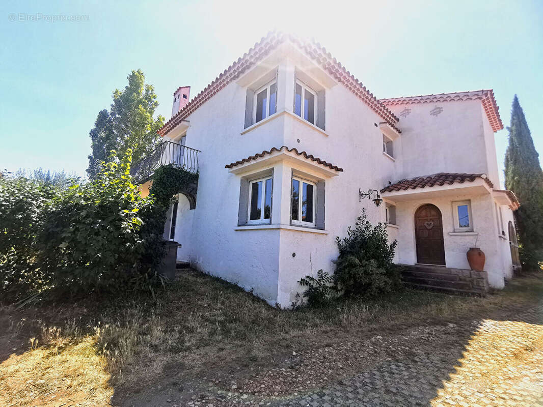 Maison 6 pièces - 170 m² - Fort potentiel - photo 11