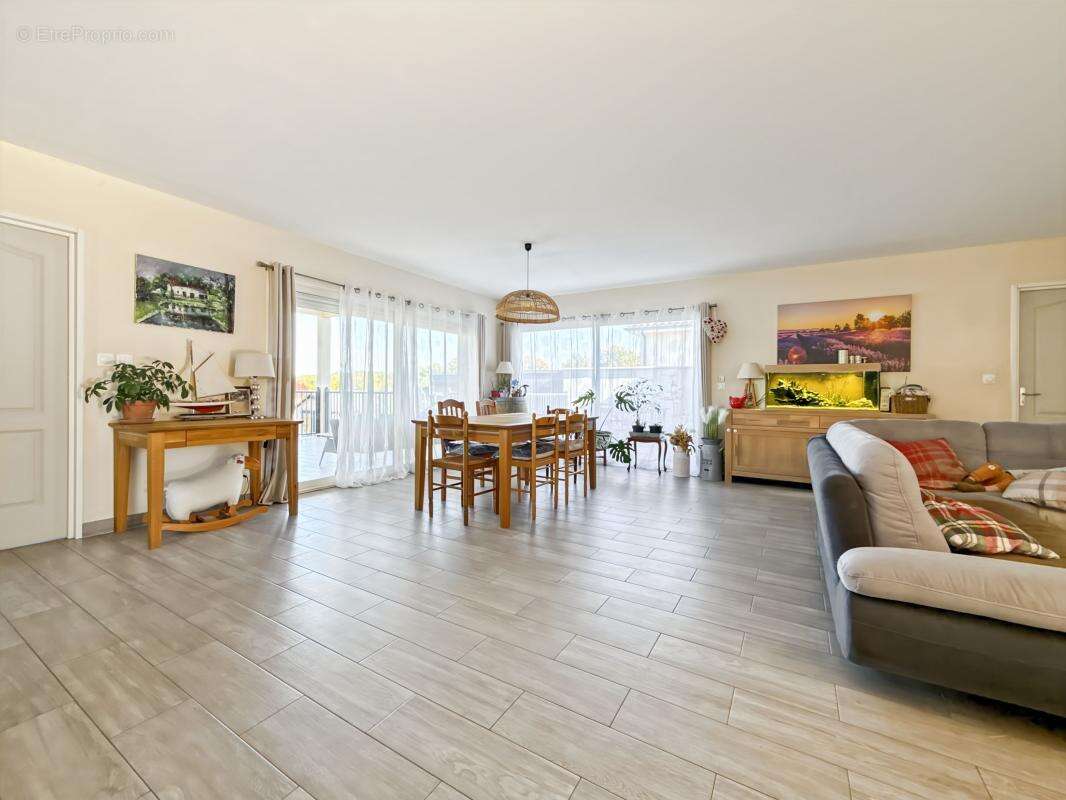 Maison à MARSAC-SUR-L'ISLE