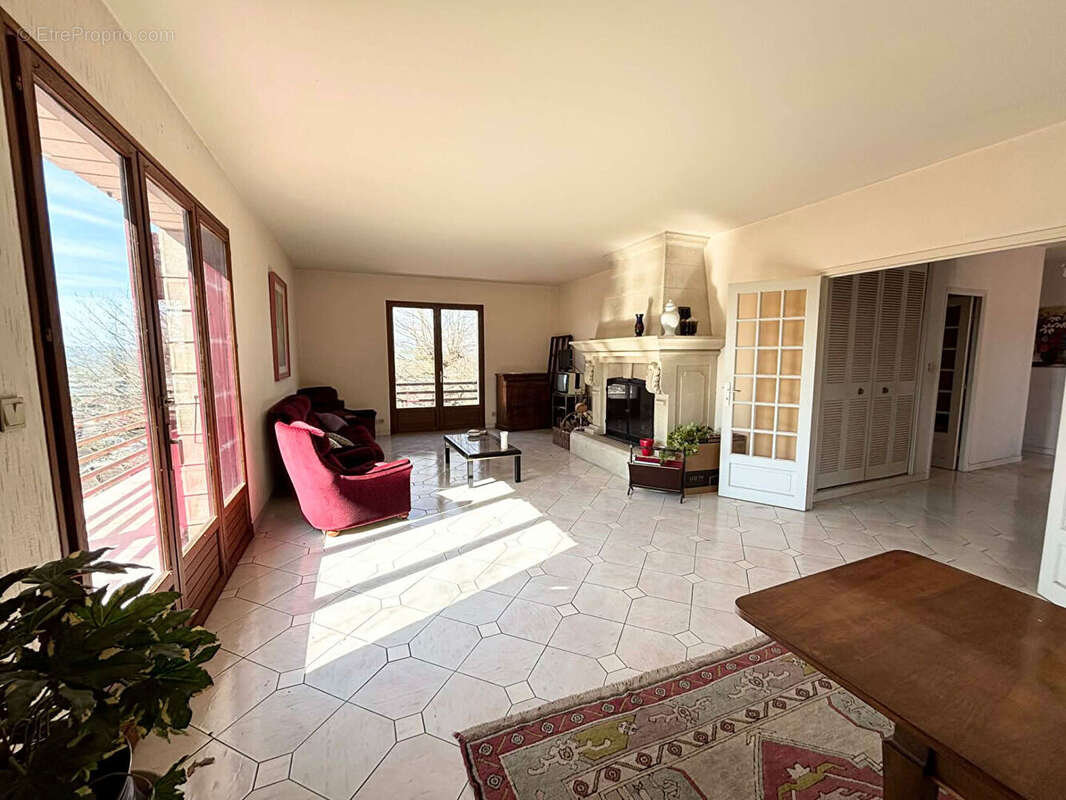 Maison à BRIVE-LA-GAILLARDE