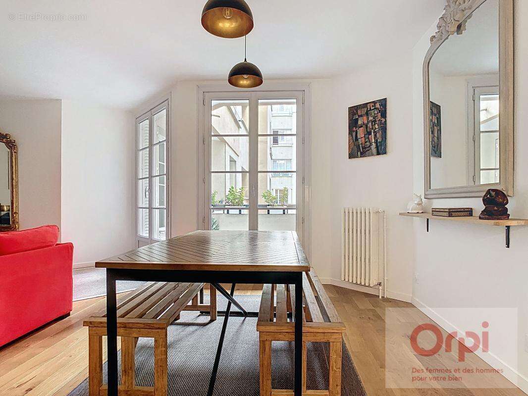 Appartement à ISSY-LES-MOULINEAUX