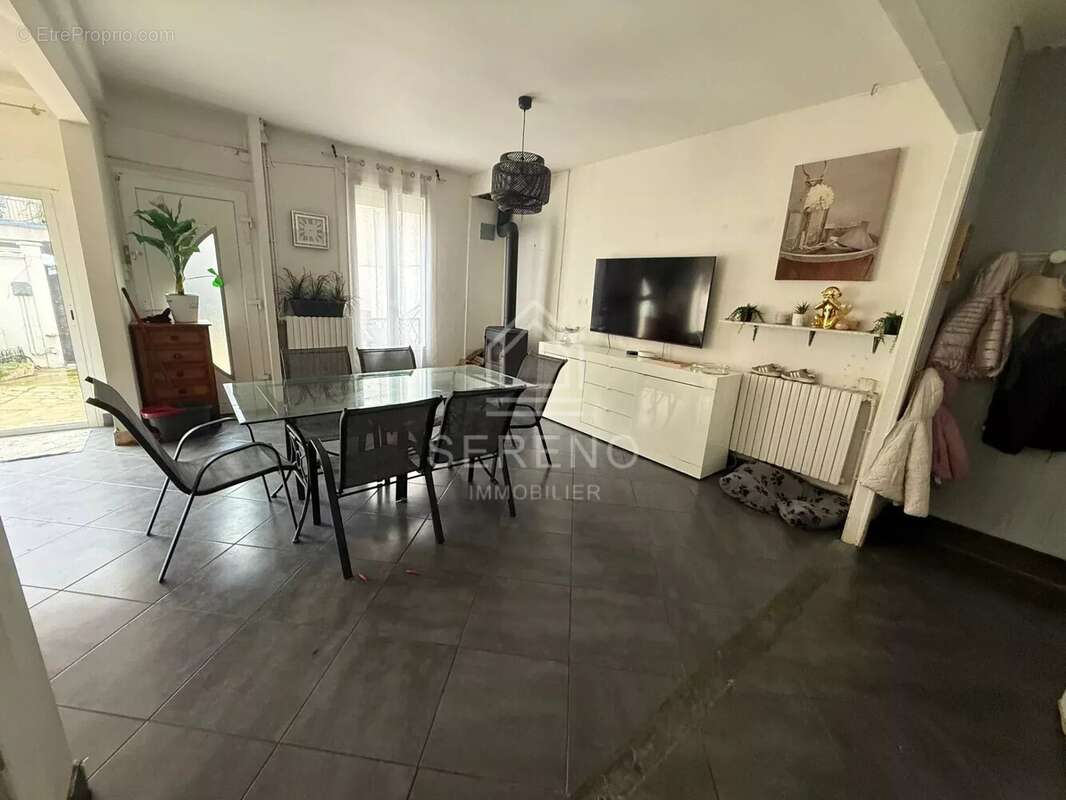 Maison à FONTENAY-SOUS-BOIS