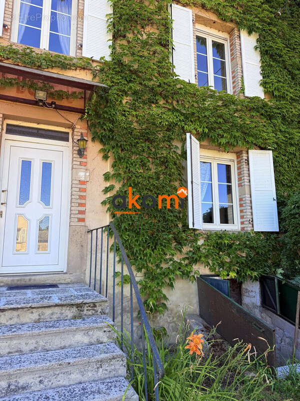 Maison à BREMENIL