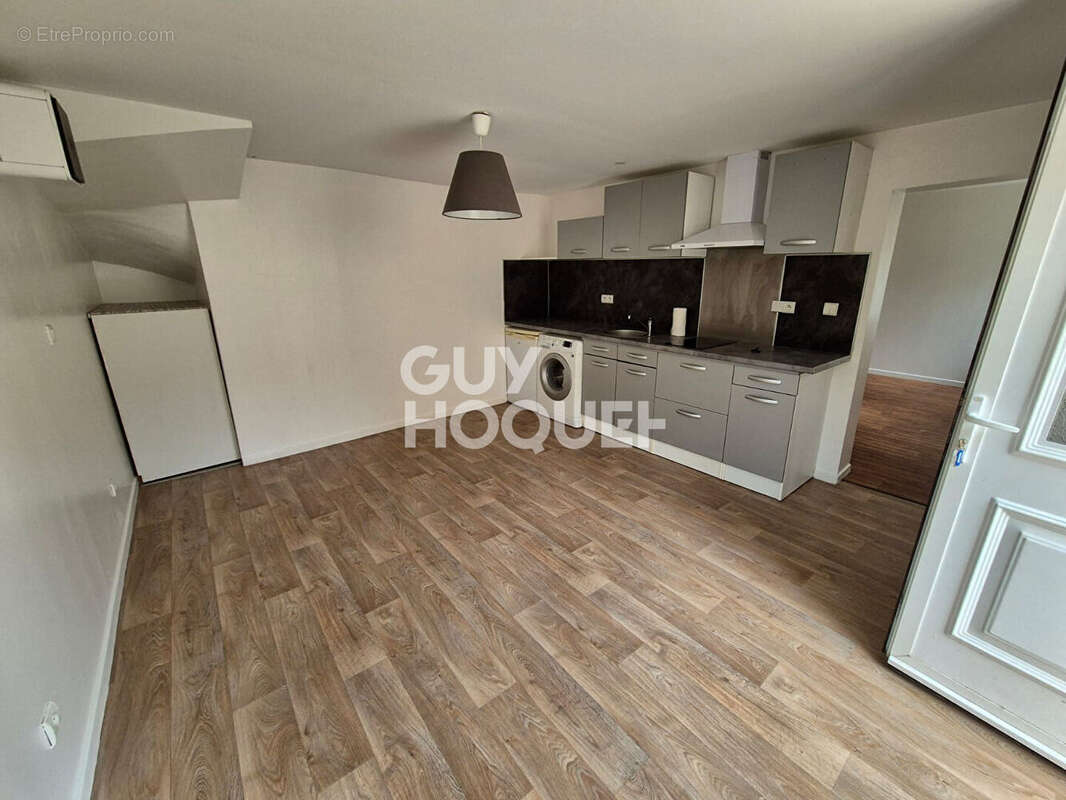 Appartement à TOURVILLE-LA-RIVIERE