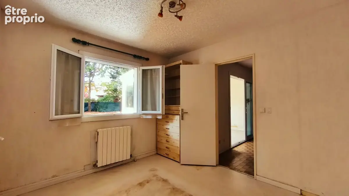 Maison de 76.83 m² - 3 chambres avec véranda et garage de 15,83m² – Terrain de 782 m² – DPE D - photo 5