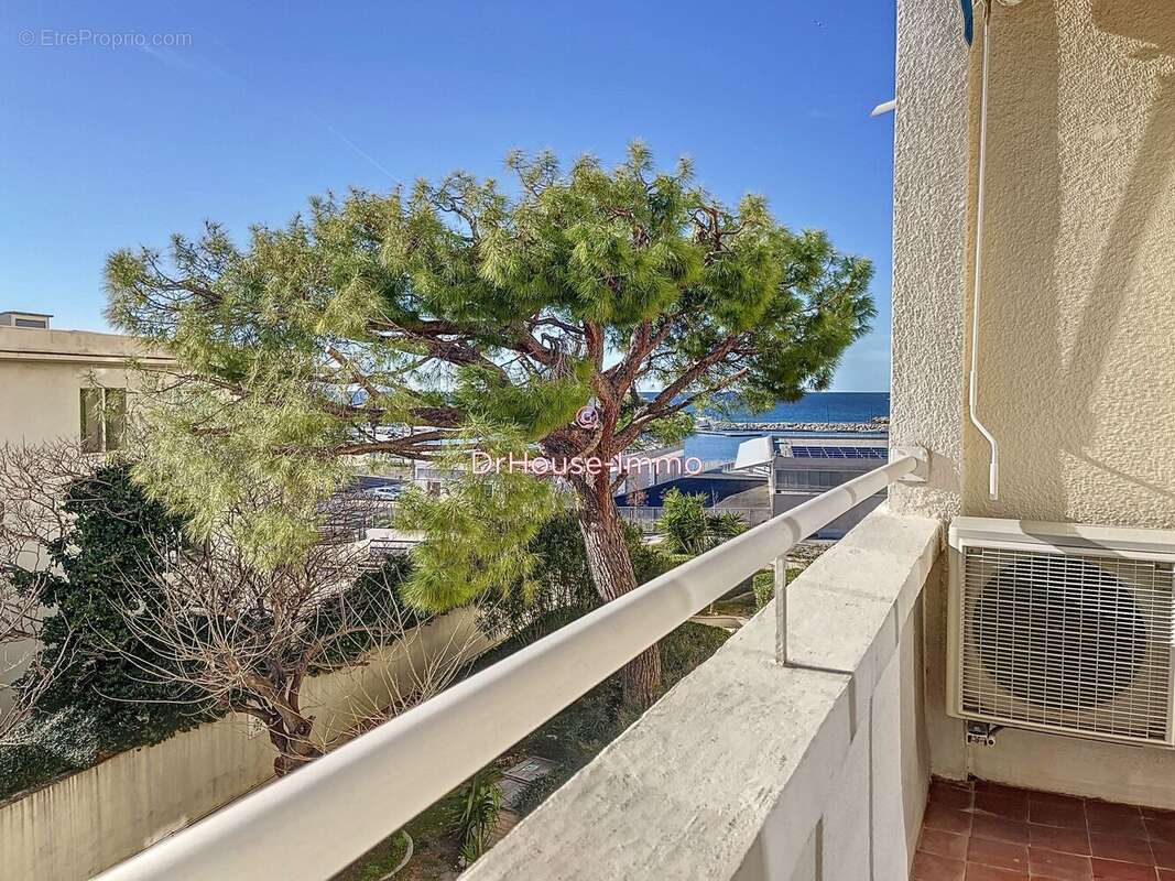 Appartement à MARSEILLE-8E