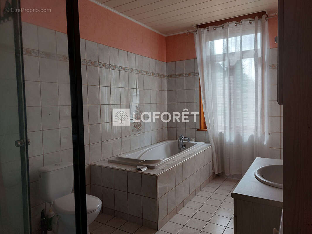 Maison à AUXI-LE-CHATEAU