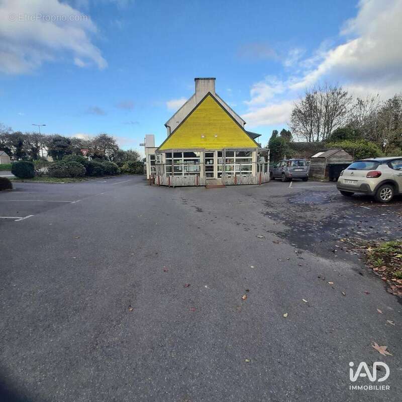 Photo 4 - Commerce à BRENNILIS