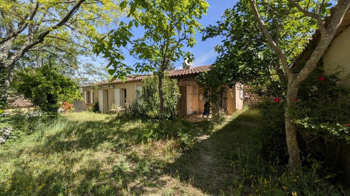 Maison à LAURIS