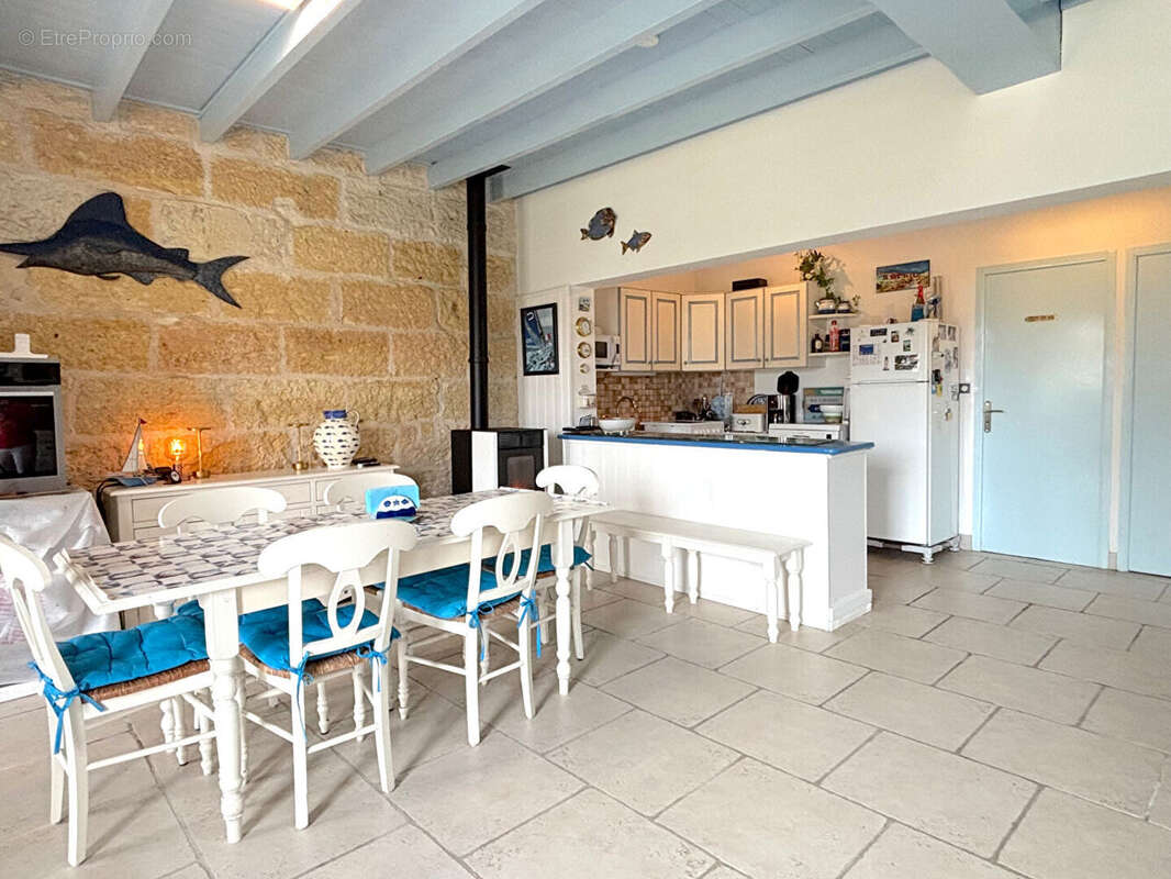 Maison Mortagne Sur Gironde 4 pièce(s) 90 m2 - photo 3