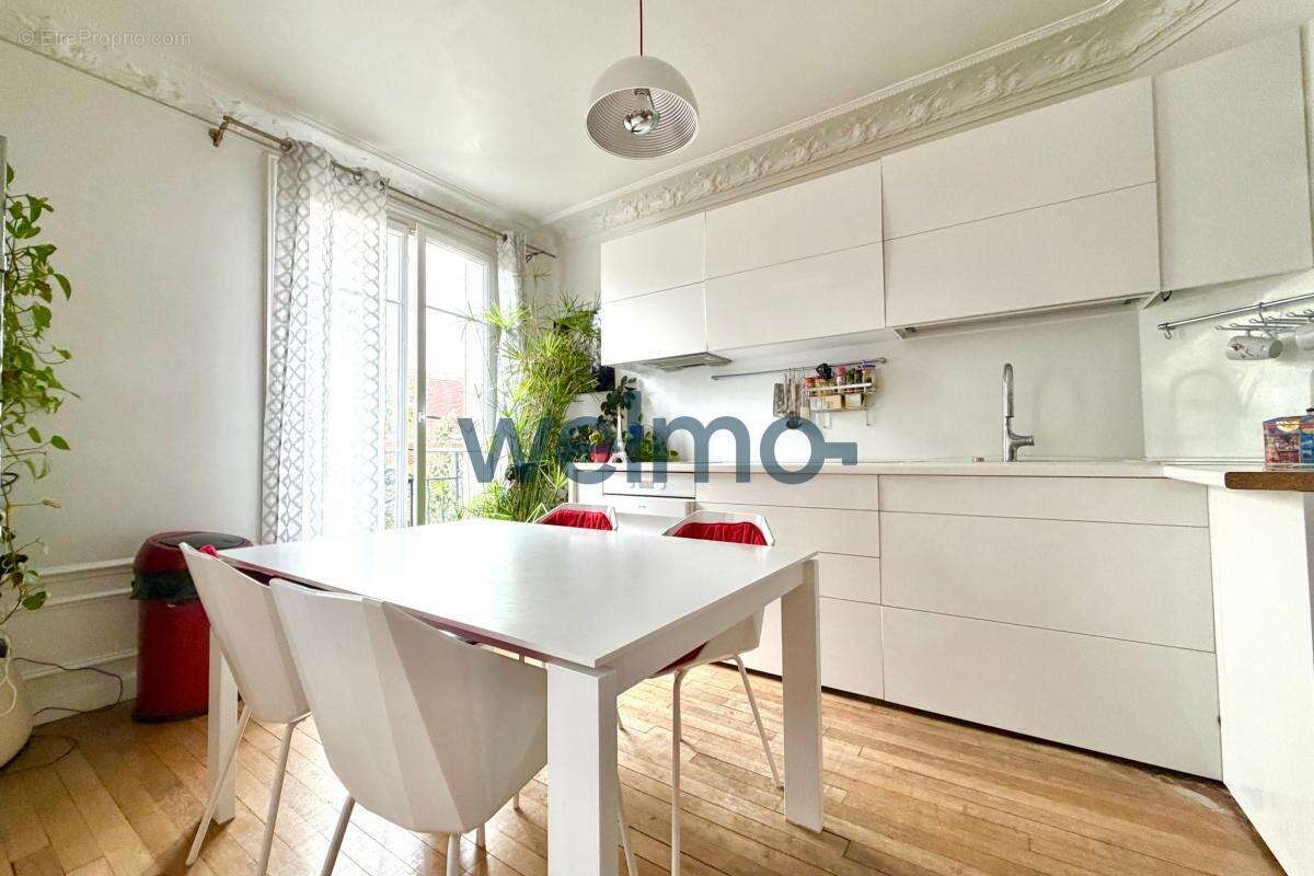 Appartement à PARIS-20E