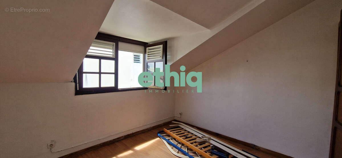 Maison à CAPESTERRE-BELLE-EAU