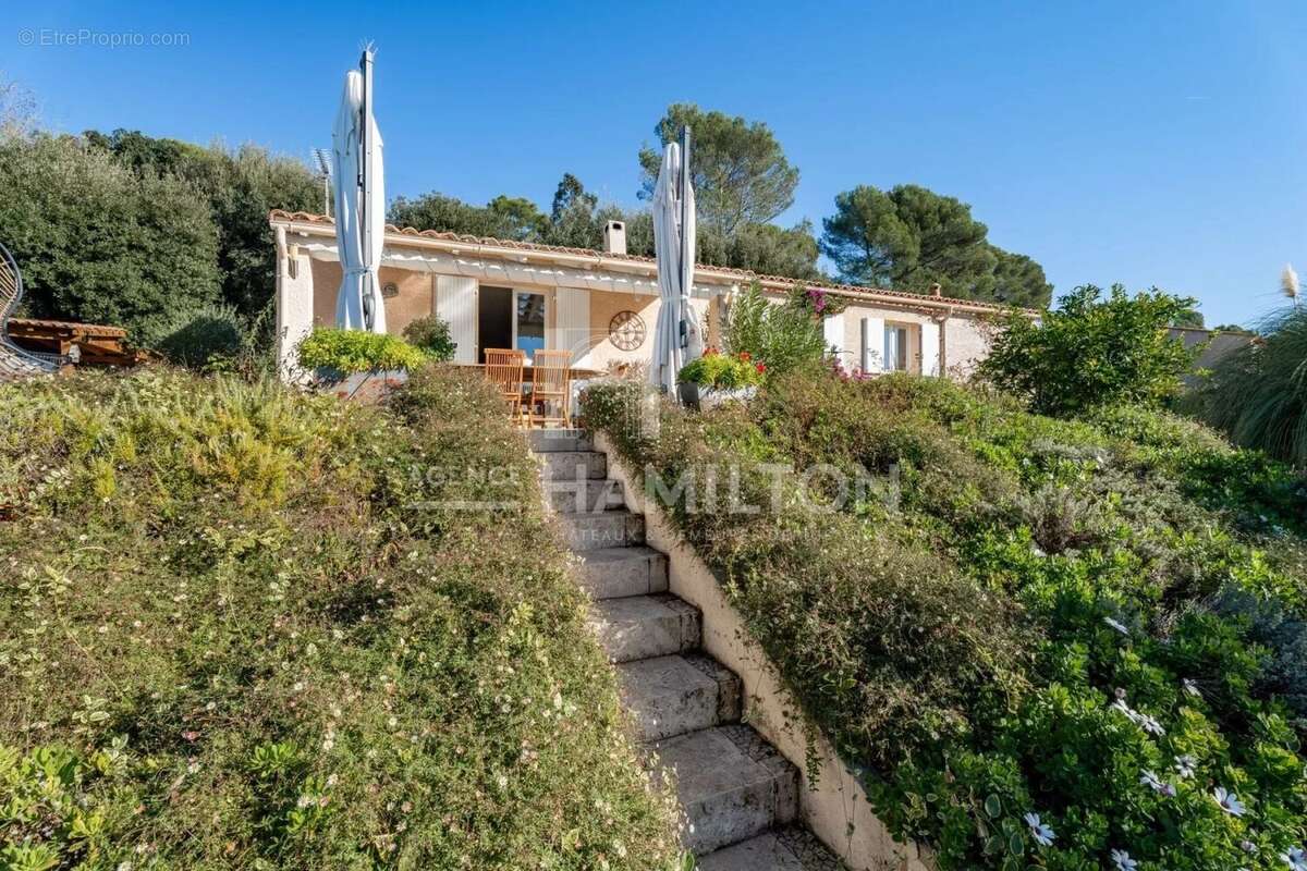 Maison à BIOT