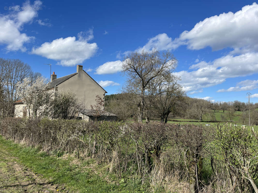 Maison à MARCILLAT-EN-COMBRAILLE