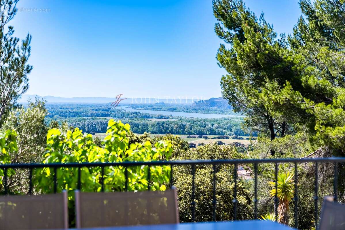 Maison à CHATEAUNEUF-DU-PAPE