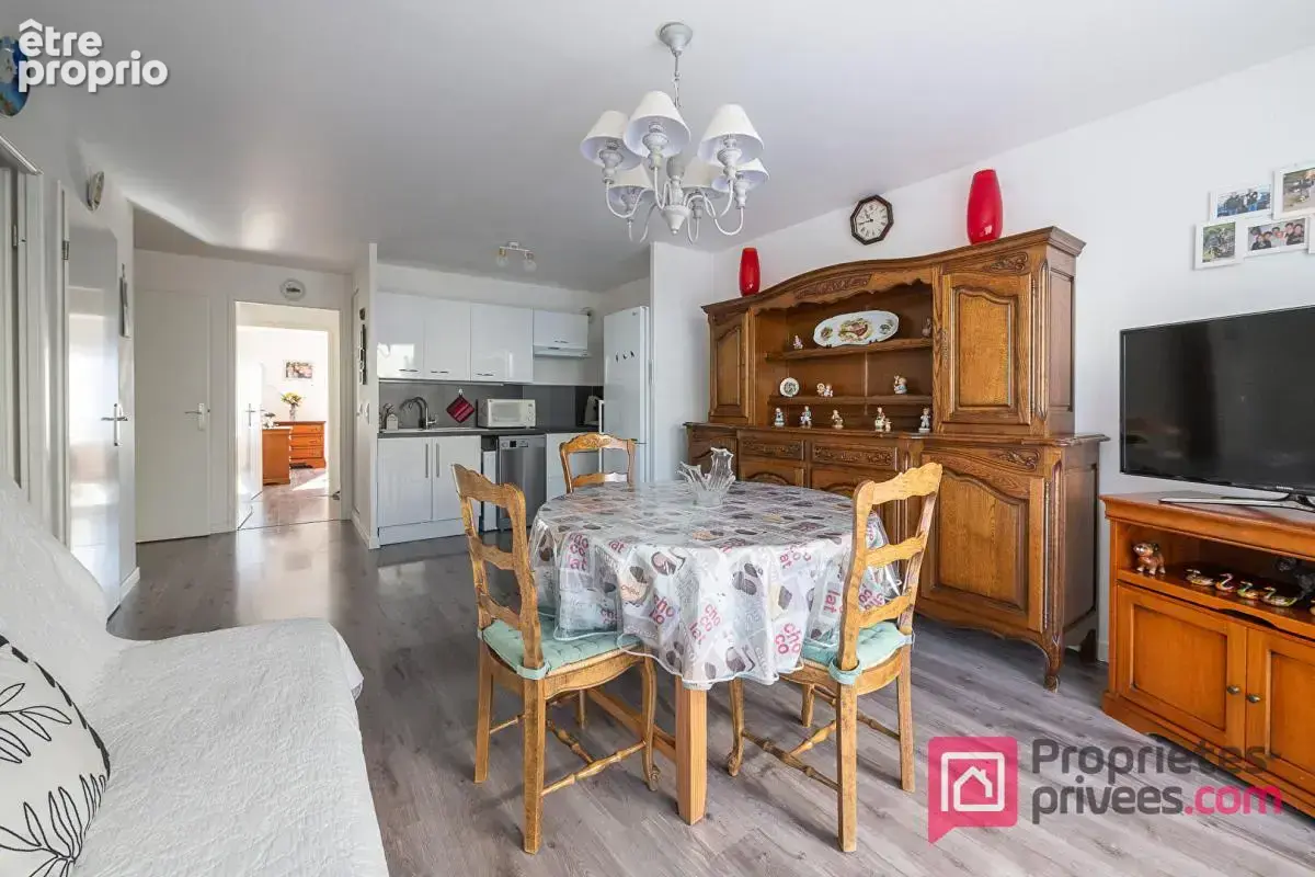 Appartement  3 pièces- 58m²- Gand balcon- Parking- Ascenseur - photo 4