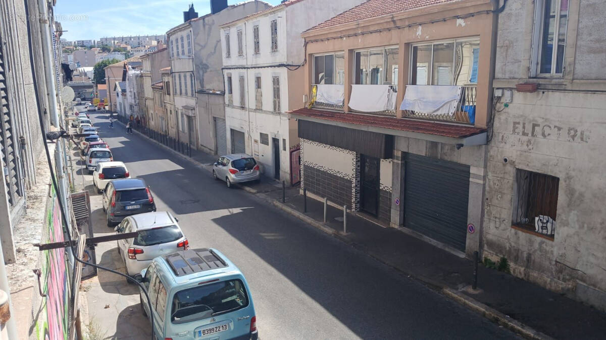 Appartement à MARSEILLE-3E