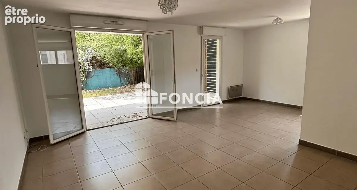 À vendre Montpellier appartement trois pièces avec  terrasse et jardin privatif - photo 3