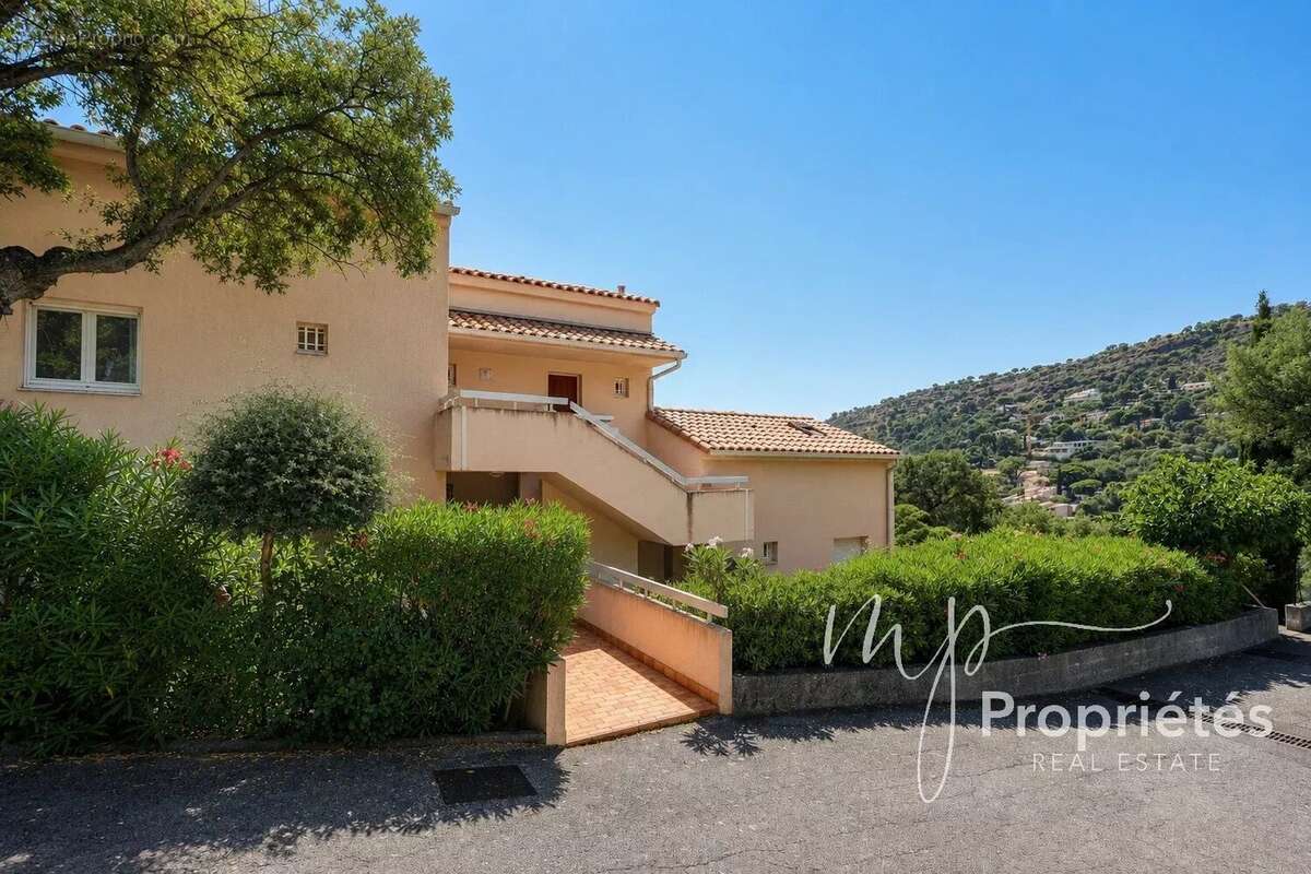 Appartement à RAYOL-CANADEL-SUR-MER