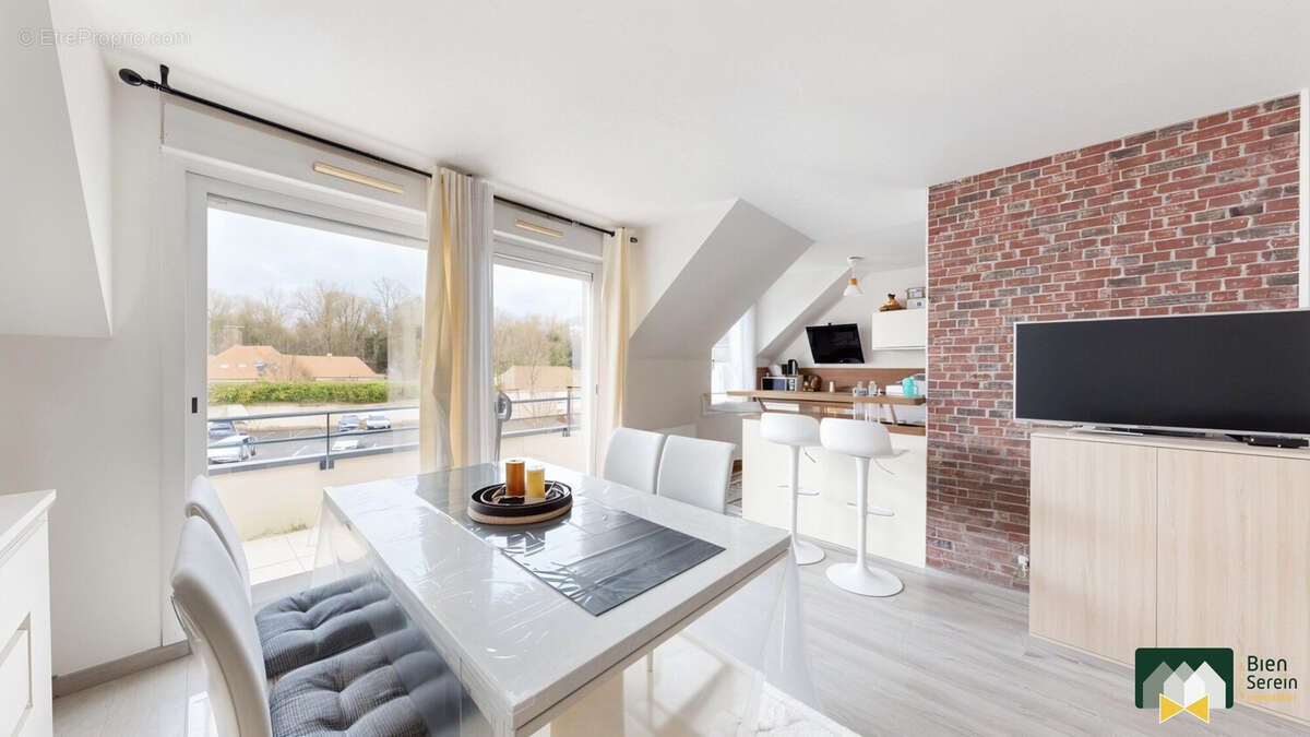 Appartement à LEVES