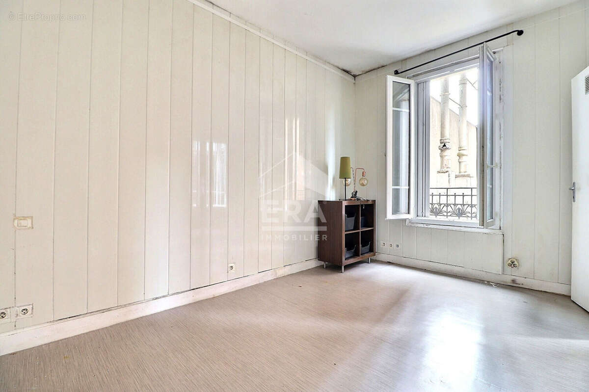 Appartement à AUBERVILLIERS