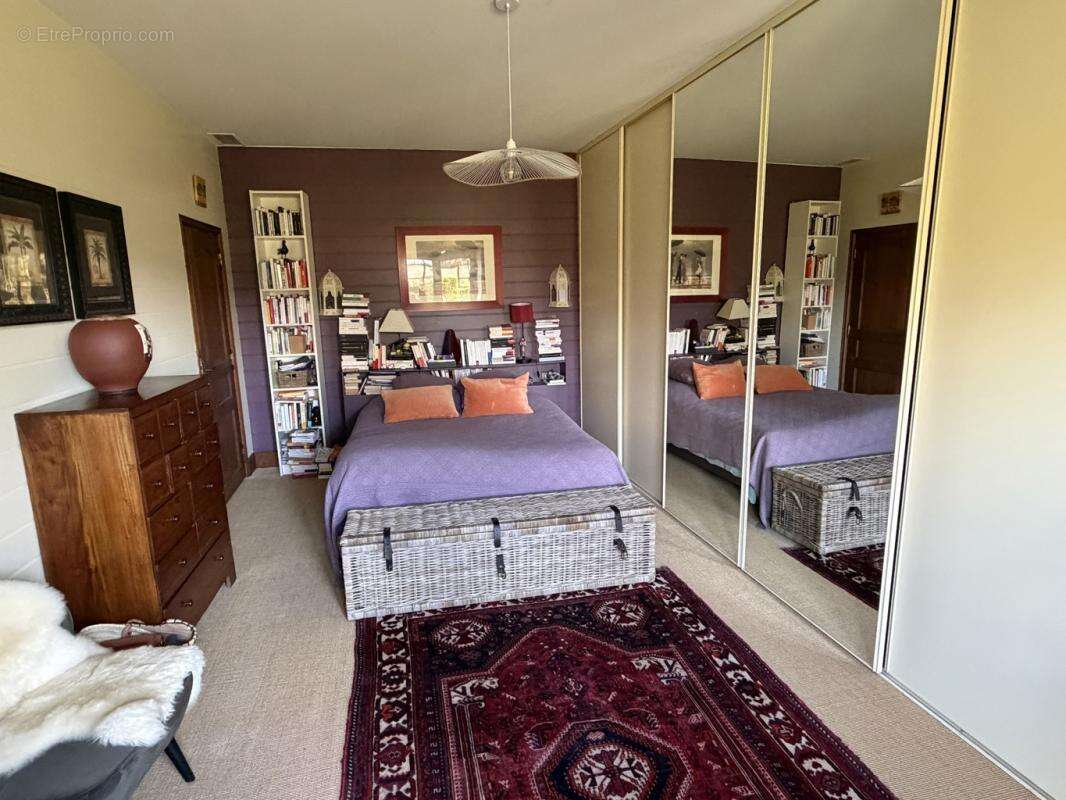 Maison à MAROLLETTE