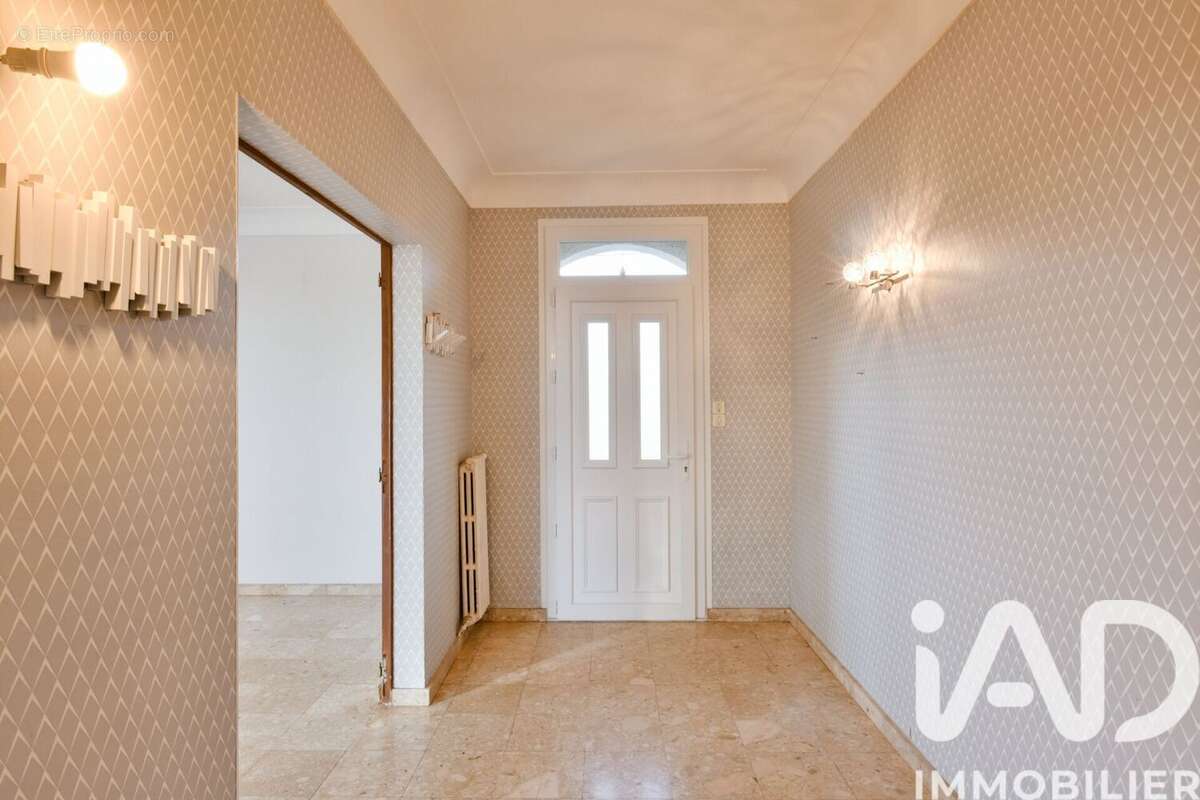 Photo 5 - Maison à VOUILLE