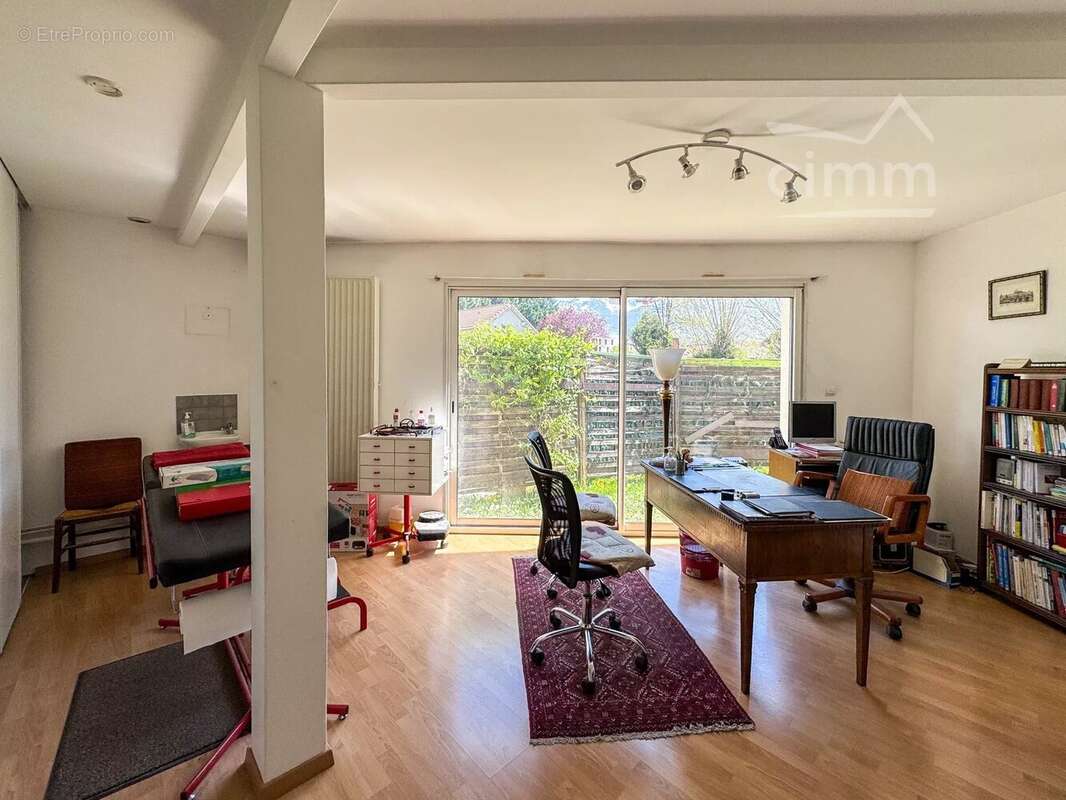 Maison à MONTBONNOT-SAINT-MARTIN