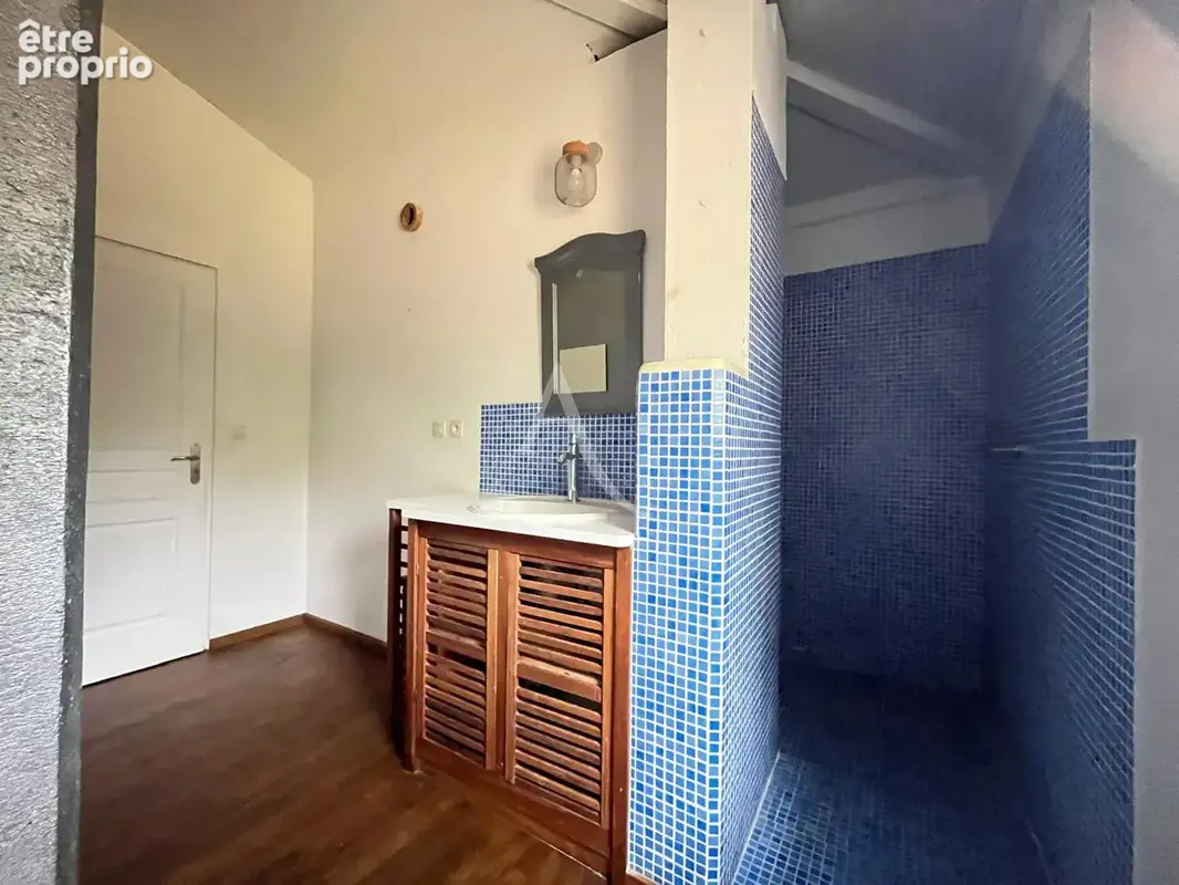Grande maison familiale de 185m² avec studio indépendant sur plus de 2300m² de terrain ! - photo 13