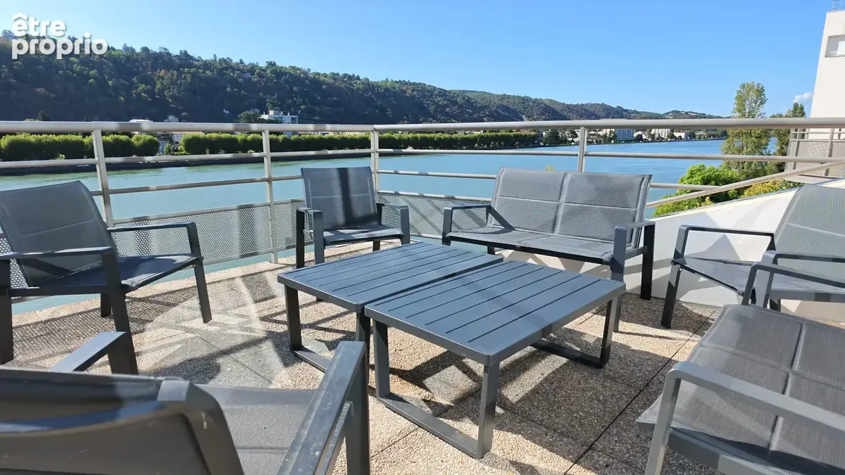 Appartement d'exception avec terrasse panoramique sur le Rhône - photo 15