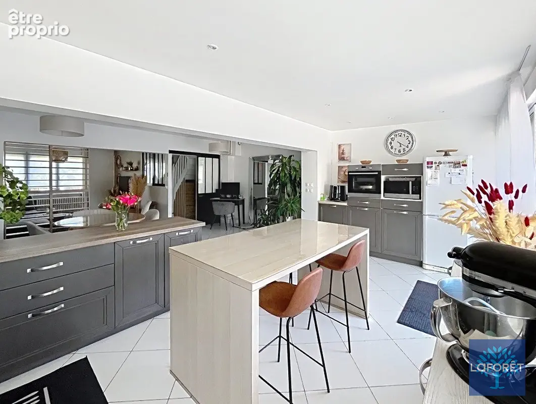 Grande-synthe secteur saint-jacques  120 m², 4 chambres, garage et espace annexe - photo 3