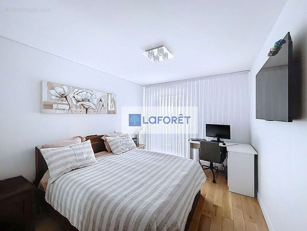 Appartement à CHENNEVIERES-SUR-MARNE