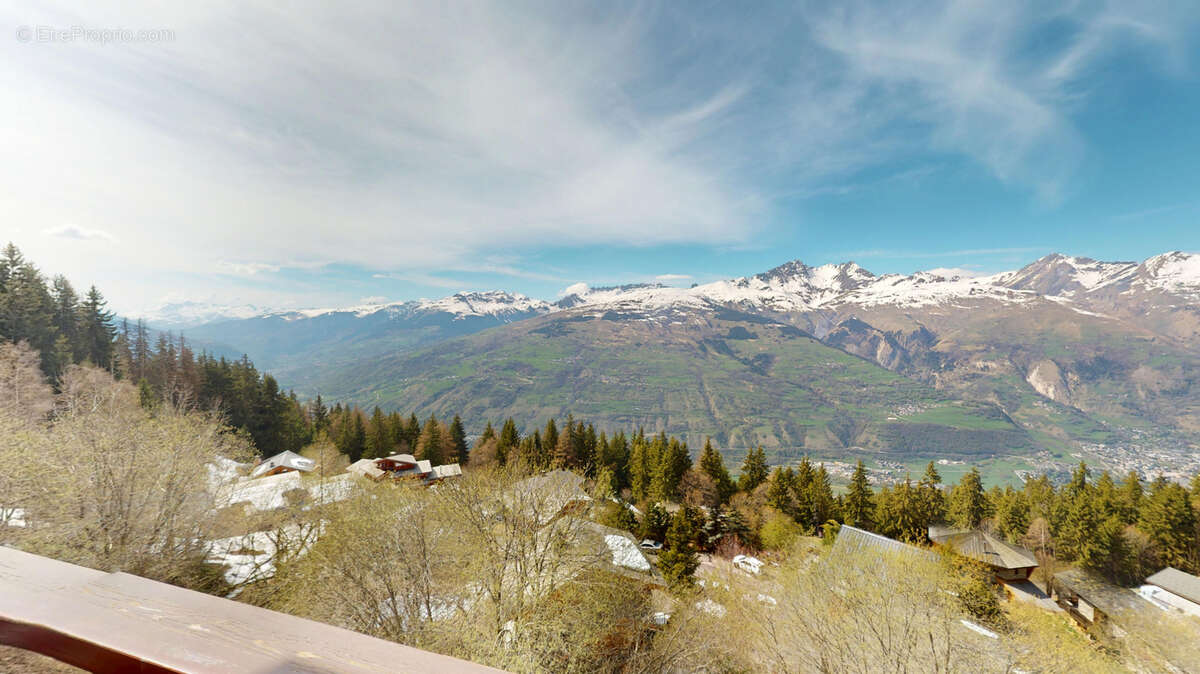 Appartement à MONTVALEZAN