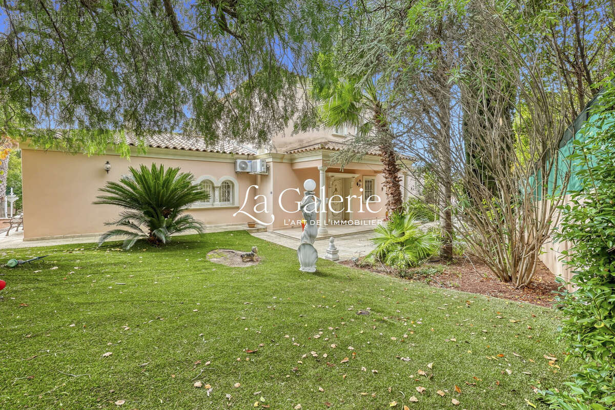 Maison à SANARY-SUR-MER