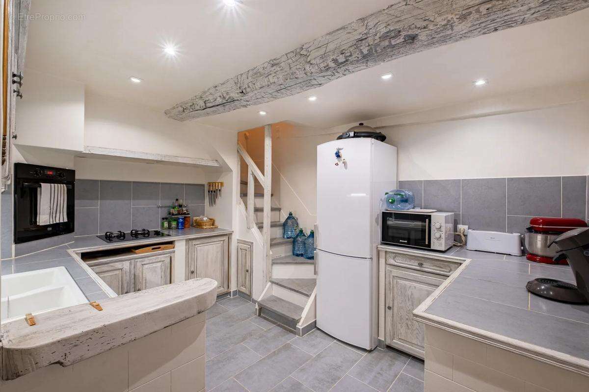 Appartement à BOUYON