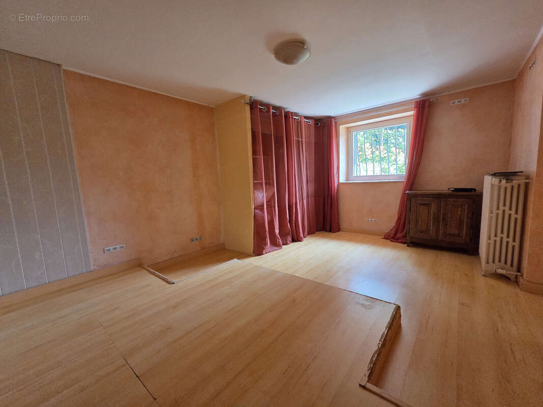 Maison à CLERMONT-FERRAND