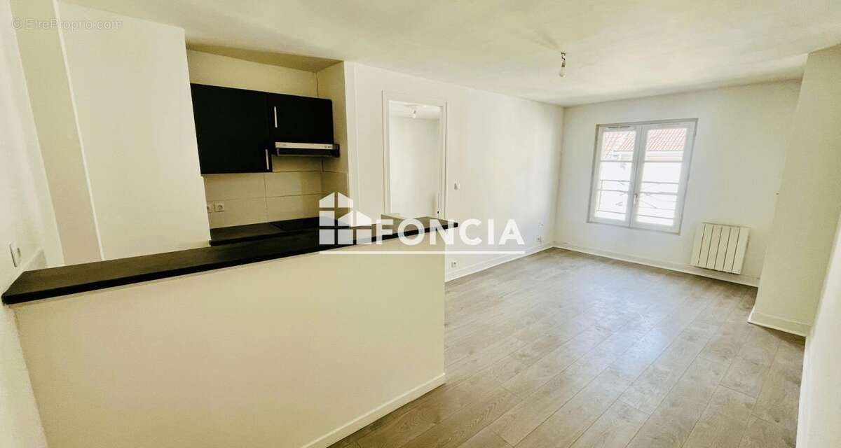 Appartement à ARPAJON